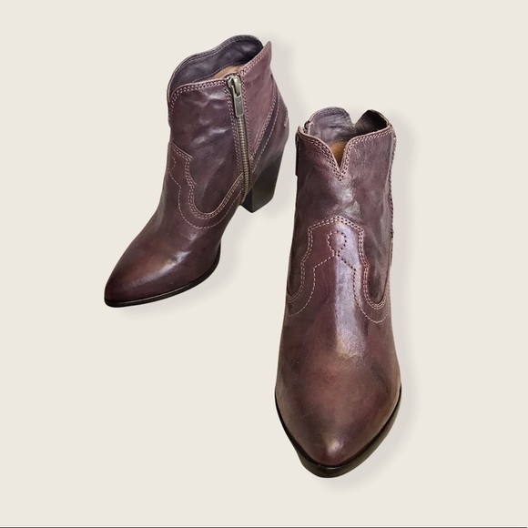 Frye Renee Seam Brown Leather Short Ankle Bootie - Picture 7 of 16